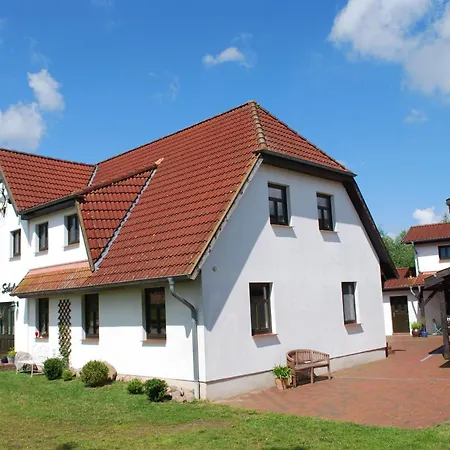 Appartement Hiddensee Mit Pool Apartment